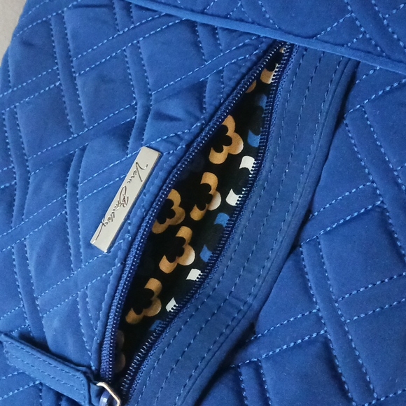 EUC Women's Blue Vera Bradley Purse - Picture 4 of 8
